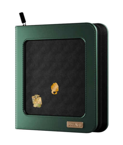 Gatherers' Tavern - DOMARU 12-Pocket Deco Pin Binder - Sacred Beasts: Sage Herald